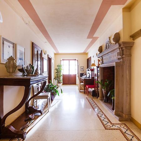 Locanda Da Ciacci Petriano ภายนอก รูปภาพ