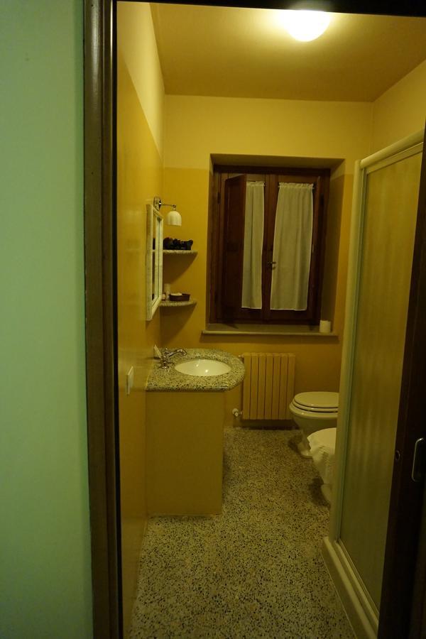 Locanda Da Ciacci Petriano ภายนอก รูปภาพ