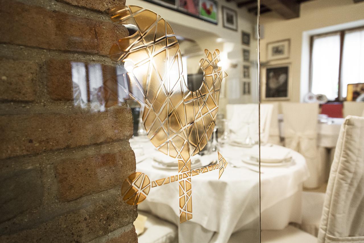 Locanda Da Ciacci Petriano ภายนอก รูปภาพ