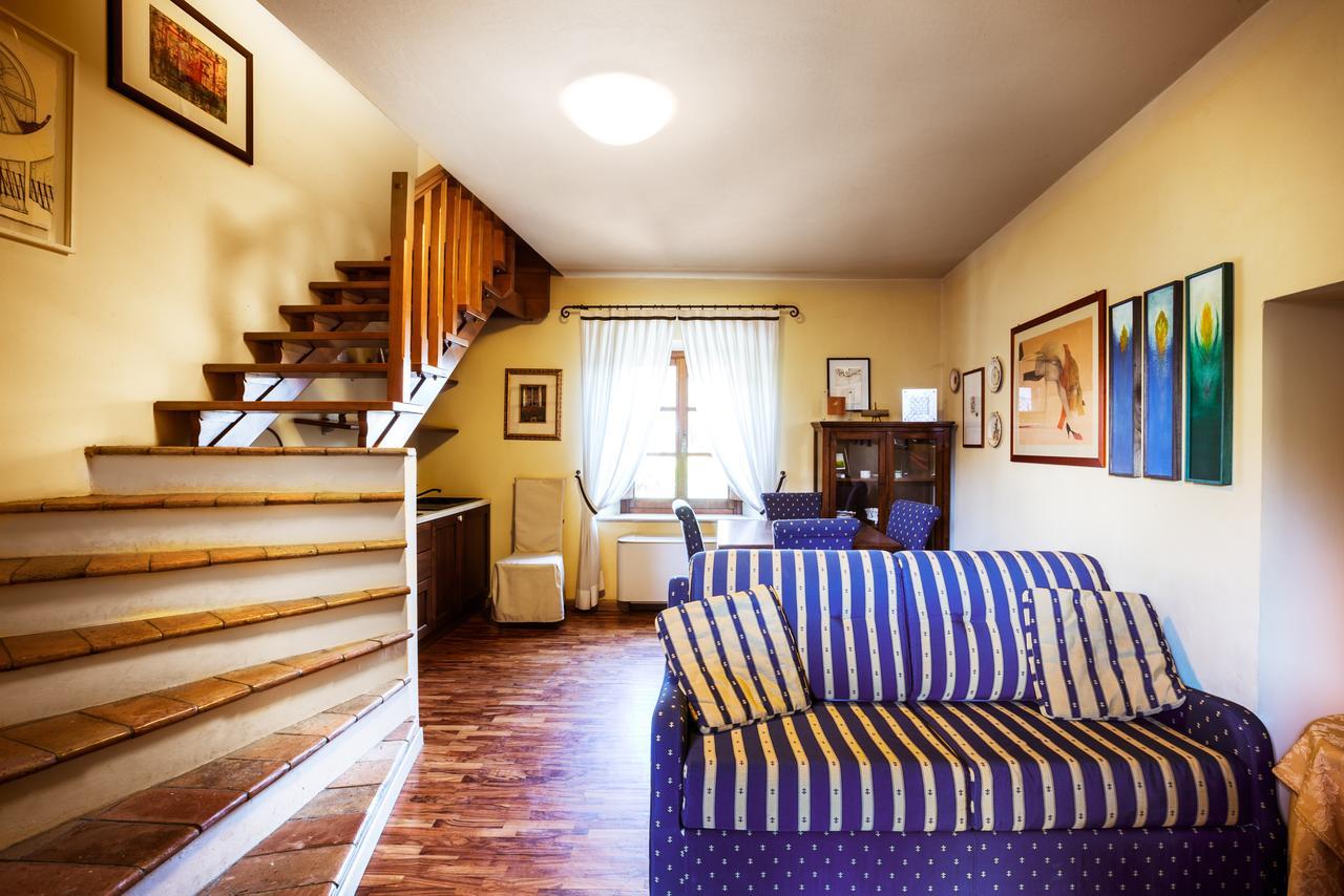 Locanda Da Ciacci Petriano ภายนอก รูปภาพ